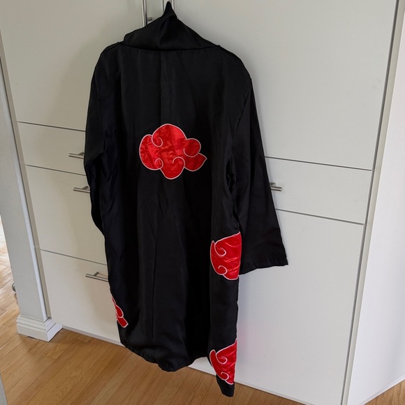 Naruto Akatsuki Cosplay Cloak - Red Cloud Robe - Picture 2 of 4